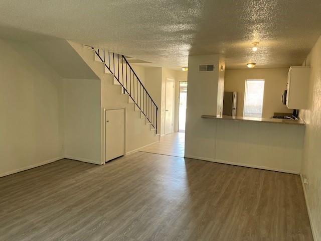 Foto del edificio - 915 N Elm St