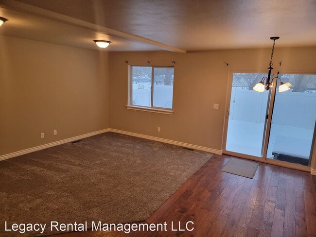 Building Photo - 3 br, 2.5 bath House - 360 W. Lemmon Lane