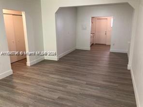 Foto principal - 30 S Shore Dr