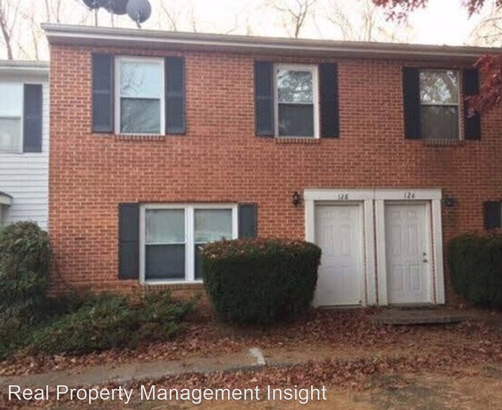 Foto principal - 4 br, 2.5 bath House - 128 Clover Valley C...