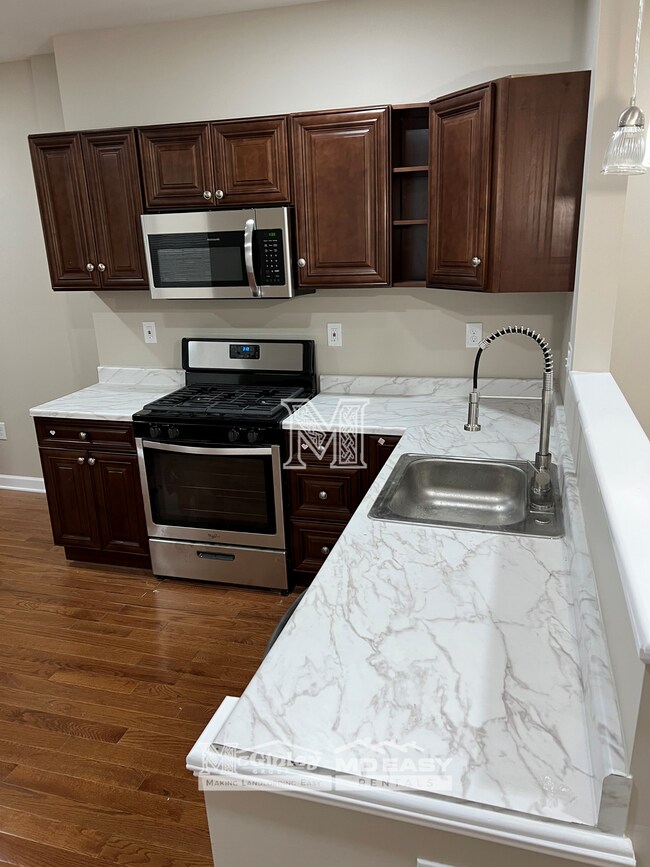 Foto del edificio - 1615 Cypress St