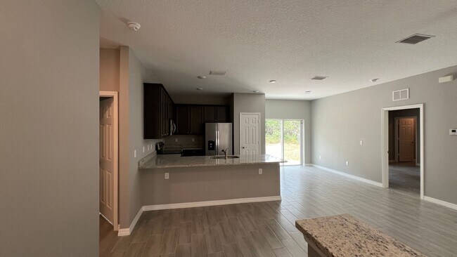 Foto del edificio - Gorgeous, BRAND NEW 3 Bedroom, 2 Bathroom ...