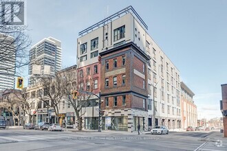 Building Photo - 121-121 King St E