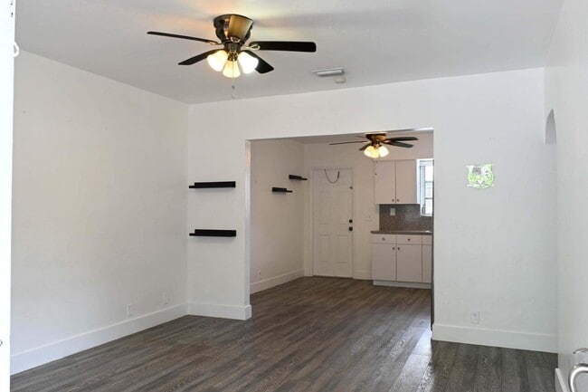 Foto del edificio - 321 NW 21st Ave