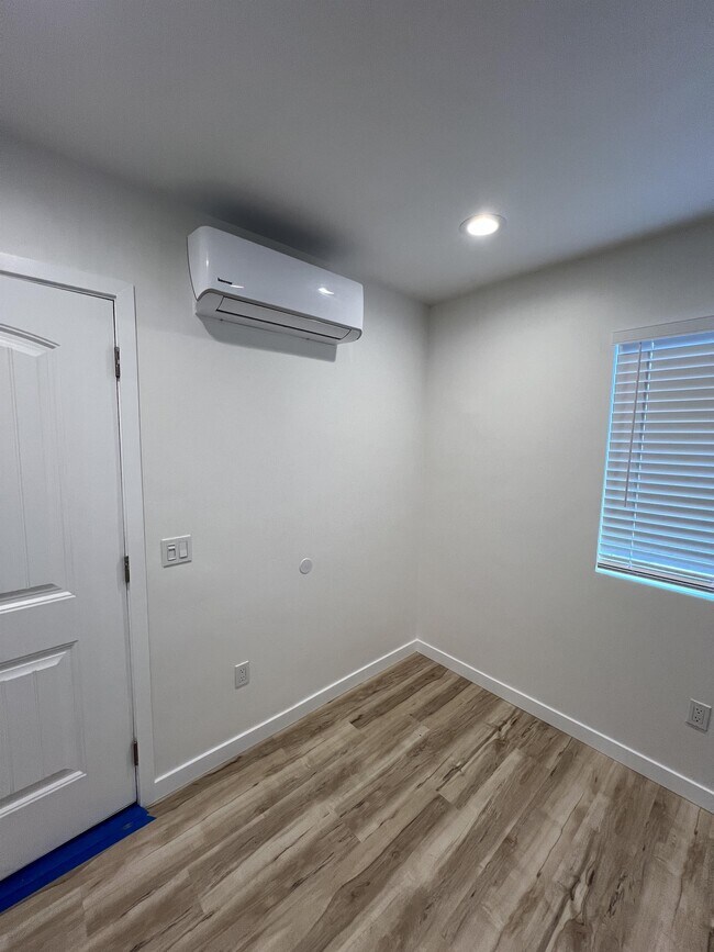 Foto del edificio - 3746 Jewell St