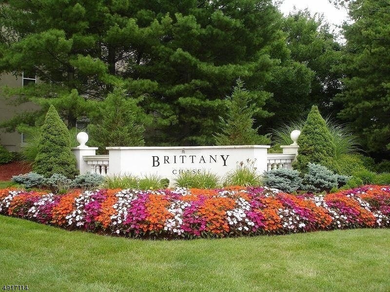 Foto principal - 1223 Brittany Dr
