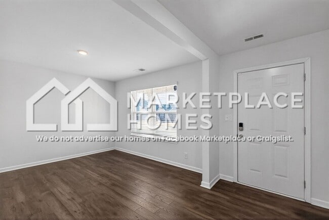 Foto del edificio - 829 Greene Mdw Dr