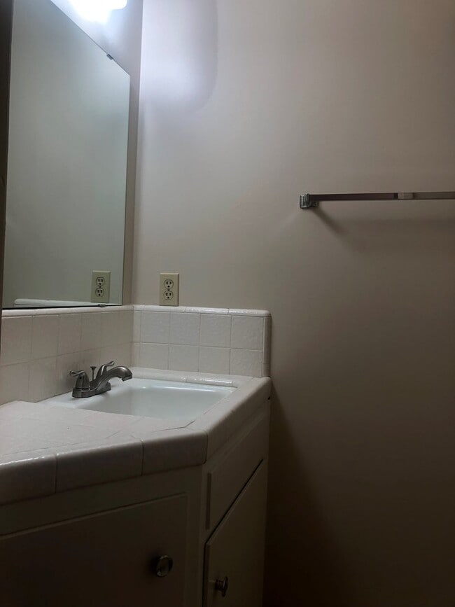 Foto del edificio - Cozy 2 bedroom duplex in Turlock