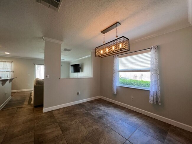 Building Photo - 3 br, 2.5 bath House - 5242 Calabash Pl