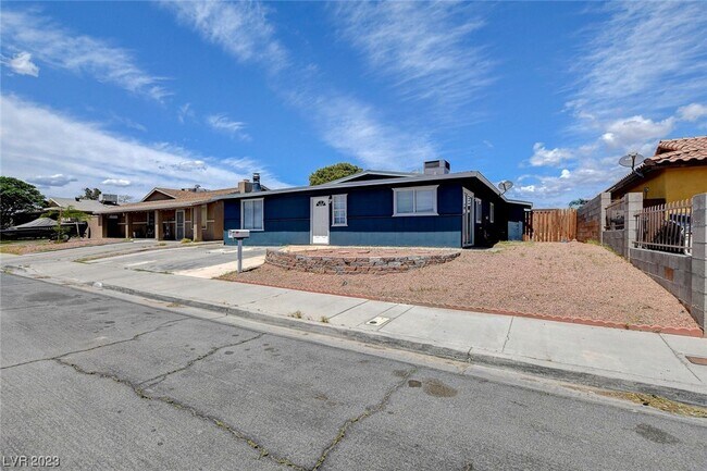 Foto del edificio - 4584 Armel Ct