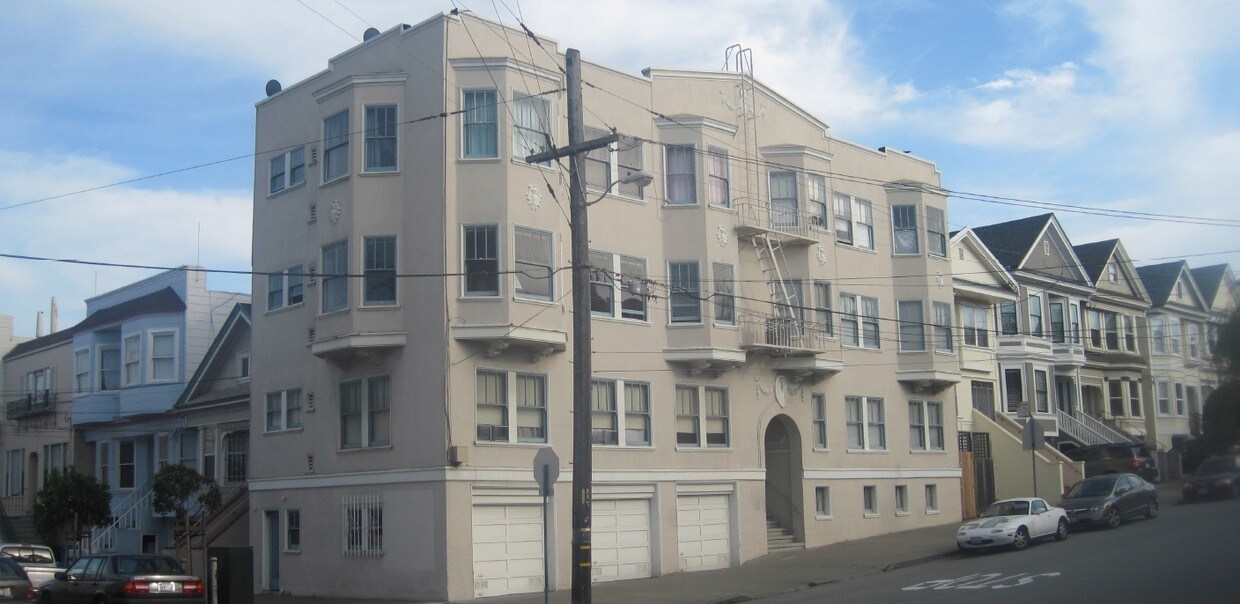 Primary Photo - 500 9th Ave