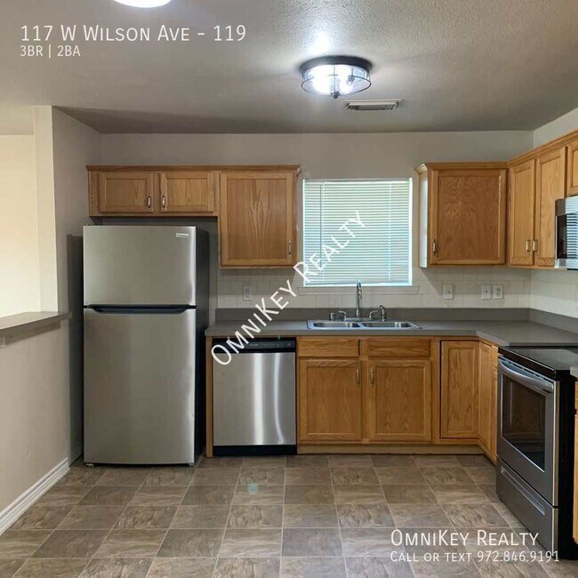 Building Photo - 117 W Wilson Ave-119