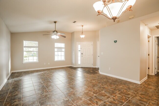 Foto del edificio - 1510 Cedar Grove Terrace