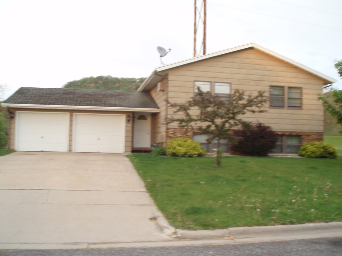 Primary Photo - 1036 Terrace Dr