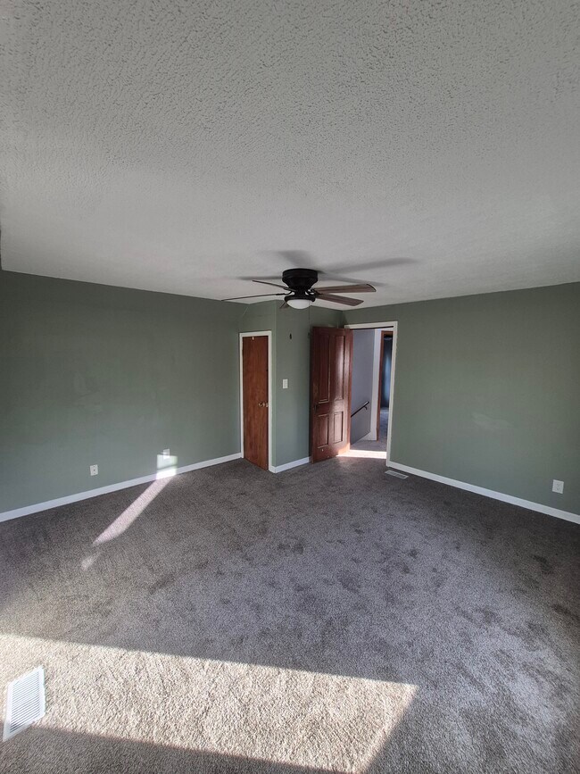 Foto del edificio - 302 Maple St