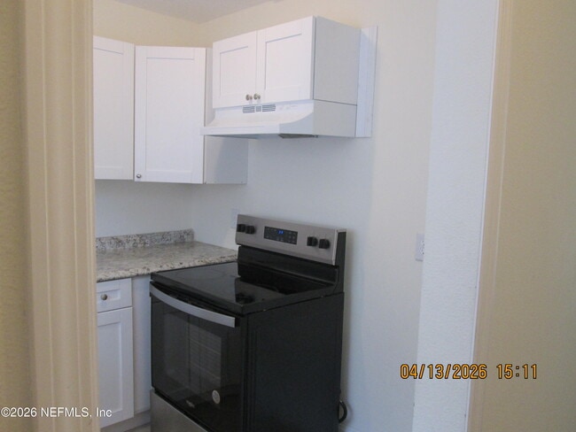 Building Photo - 1200 Bretta St