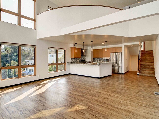 Moderno y elegante - 2612 Corralitas Dr