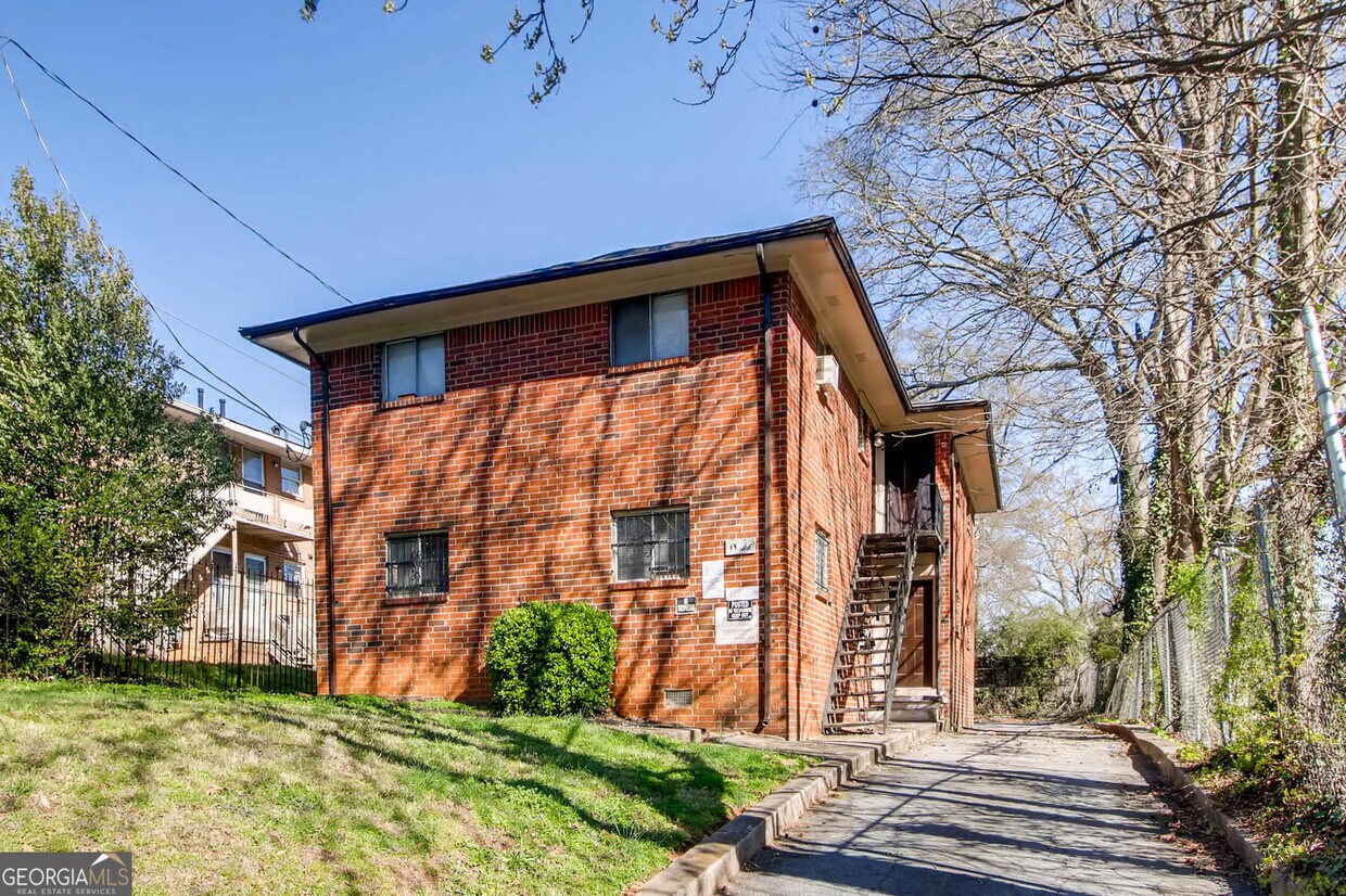 Foto principal - 1135 Sells Ave SW