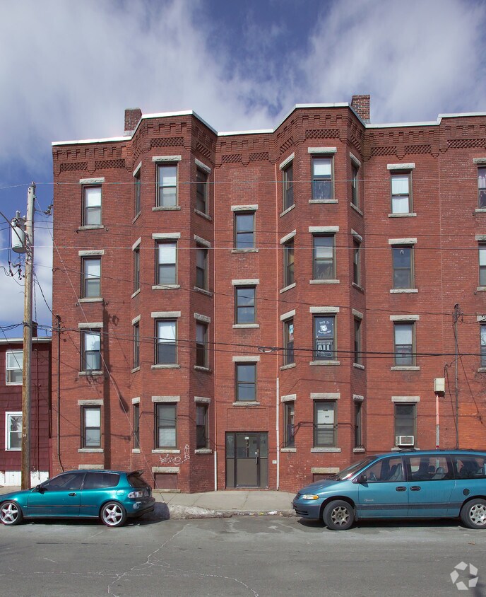 593 S Bridge St, Holyoke, MA 01040 Apartments in Holyoke, MA