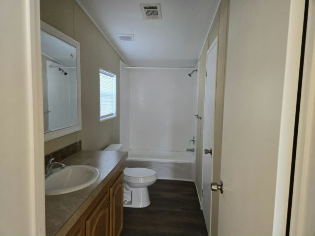 Building Photo - 1762 Tall Pine Cir