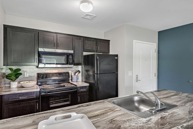 Building Photo - Nittany Place-Student Housing
