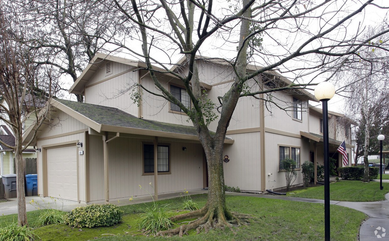 Foto principal - 314-320 S Jackson St