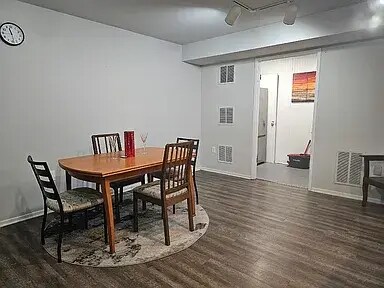 Foto del edificio - 1217 Edgevale Rd