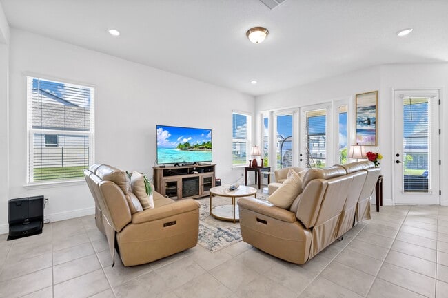 Photo - 16324 Silver Grv Blvd House