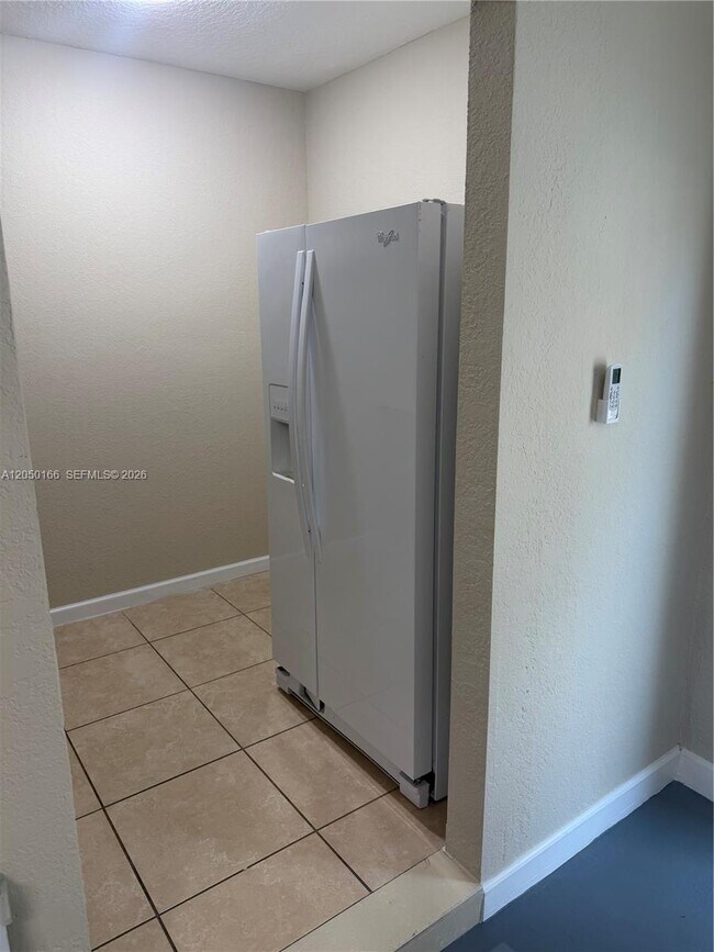 Foto del edificio - 23945 SW 108th Pl