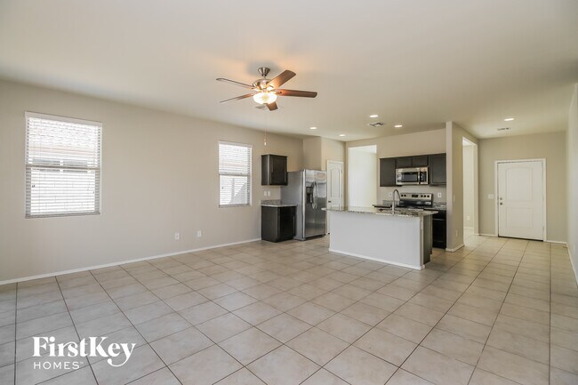 Building Photo - 11148 E Sunflower Ct