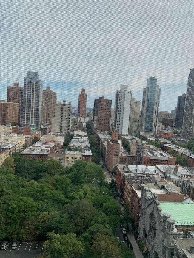 Foto del edificio - 1601 3rd Ave