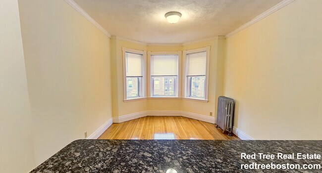 Photo - 120 Peterborough St Apartment