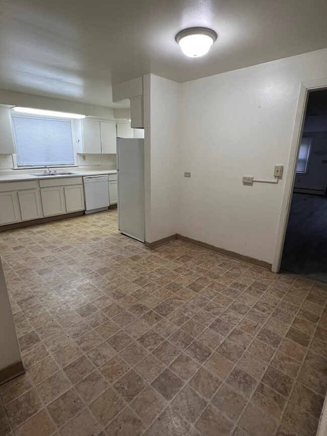 Foto del edificio - 1013 Dryden Rd