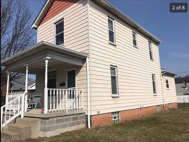 Building Photo - 2 Bedroom Single Family Home in Toronto