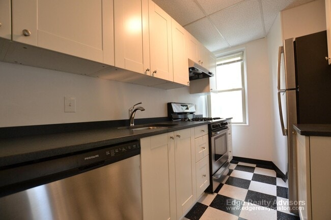 Photo - 130 Brainerd Rd Apartment