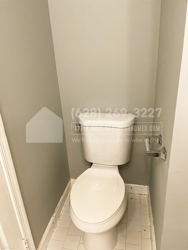 Building Photo - 6 br, 3.5 bath House - 2901 Argentina Place -