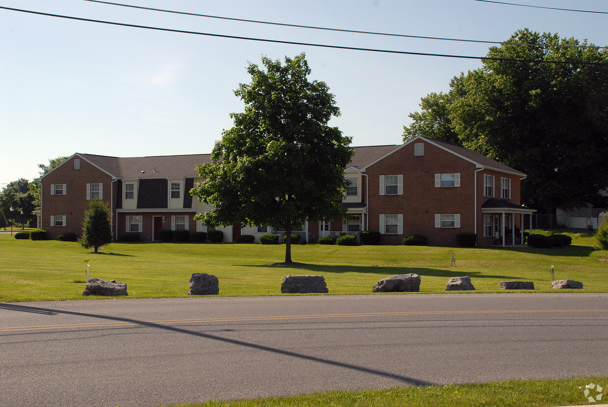 Greene Meadow Apartaments - Greene Meadow Apartments