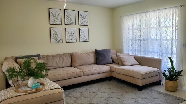 Foto del edificio - 6541 NW 33rd Way