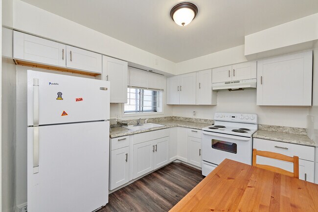 Foto del edificio - 6960 N Bell Ave