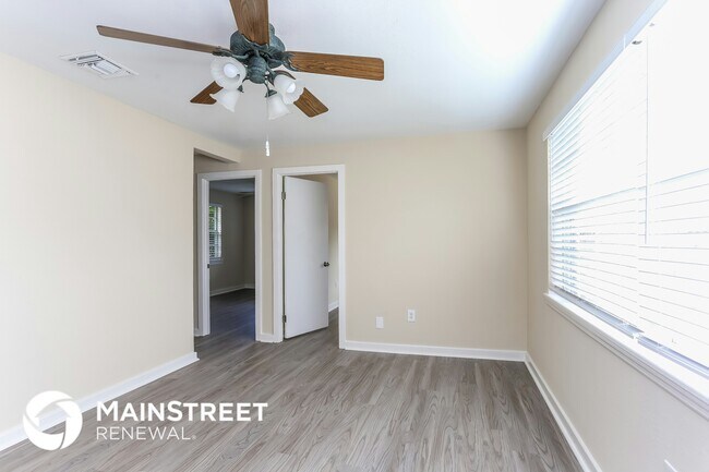 Foto del edificio - 14623 Sunset Dr