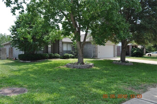 Foto del edificio - 3910 Bridgebay Ln