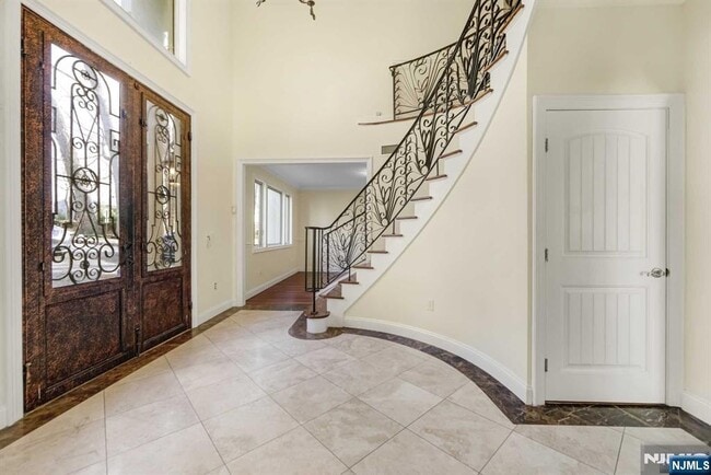 Foto del edificio - 831 Pascack Rd