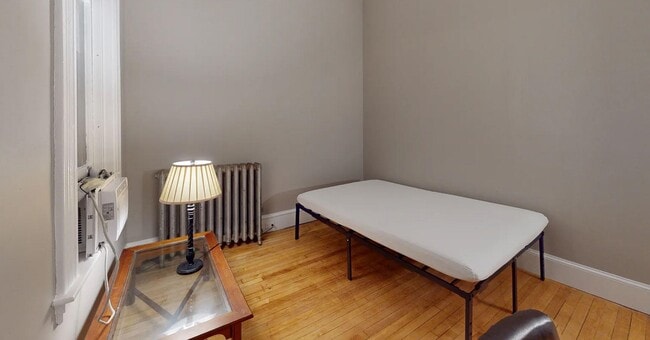 Building Photo - 101 Main St