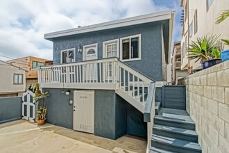Building Photo - 116 6th Pl