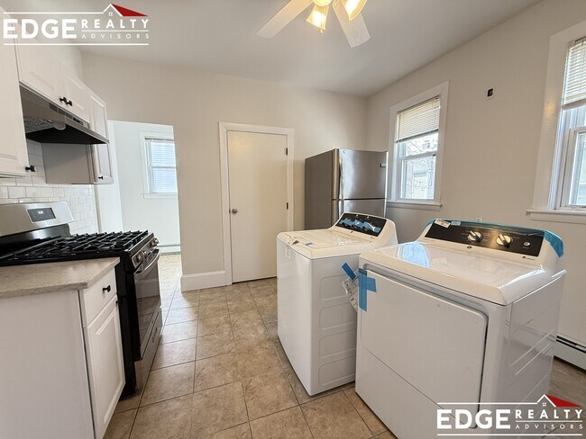 Foto del edificio - 49 Gardena St