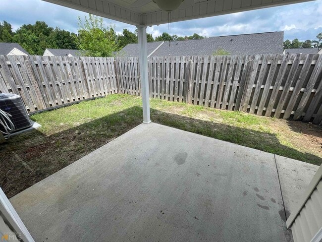 Building Photo - 148 Buckhaven Way