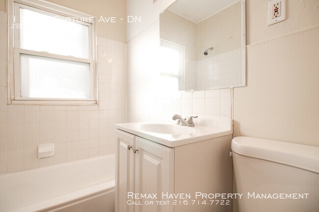 Building Photo - 11301 Fortune Ave
