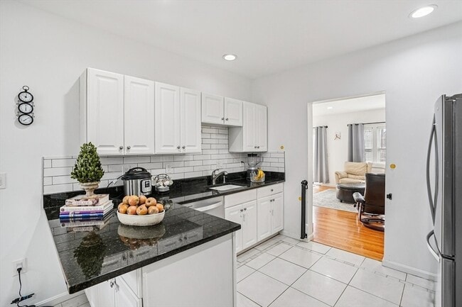 Building Photo - 257 Allerton Commons Ln