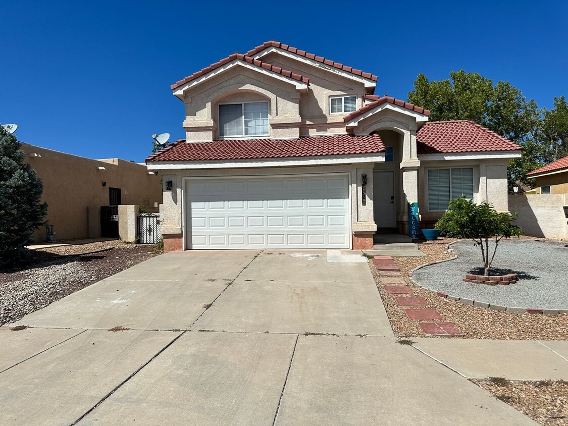 Foto principal - 4319 Feather Dalea Ave NW