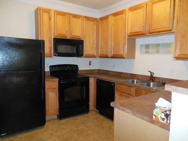 2244 Ashley Crossing Dr Unit 511 Charleston Sc 29414 Apartment For Rent In Charleston Sc Apartments Com